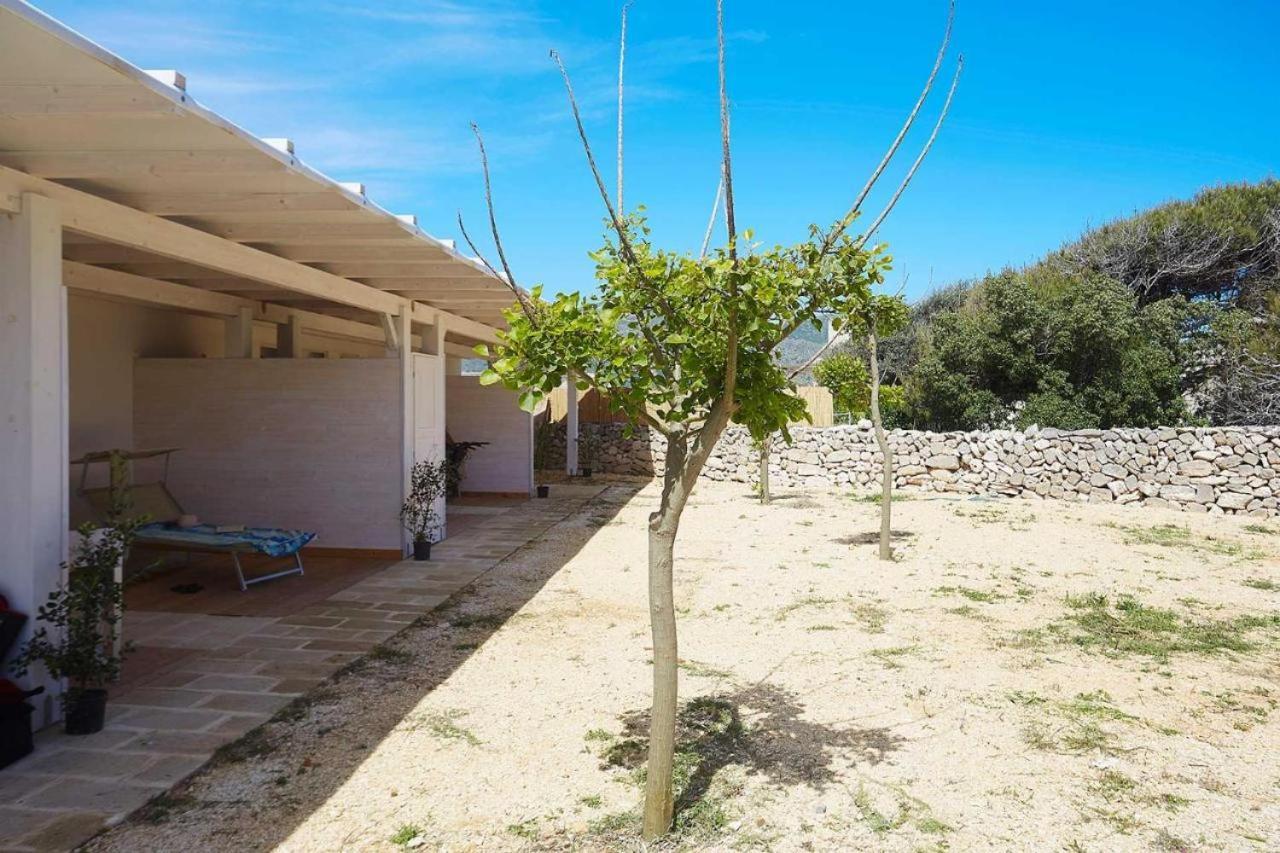 Stabilimento Lido Burrone Bed & Breakfast Favignana Exterior foto