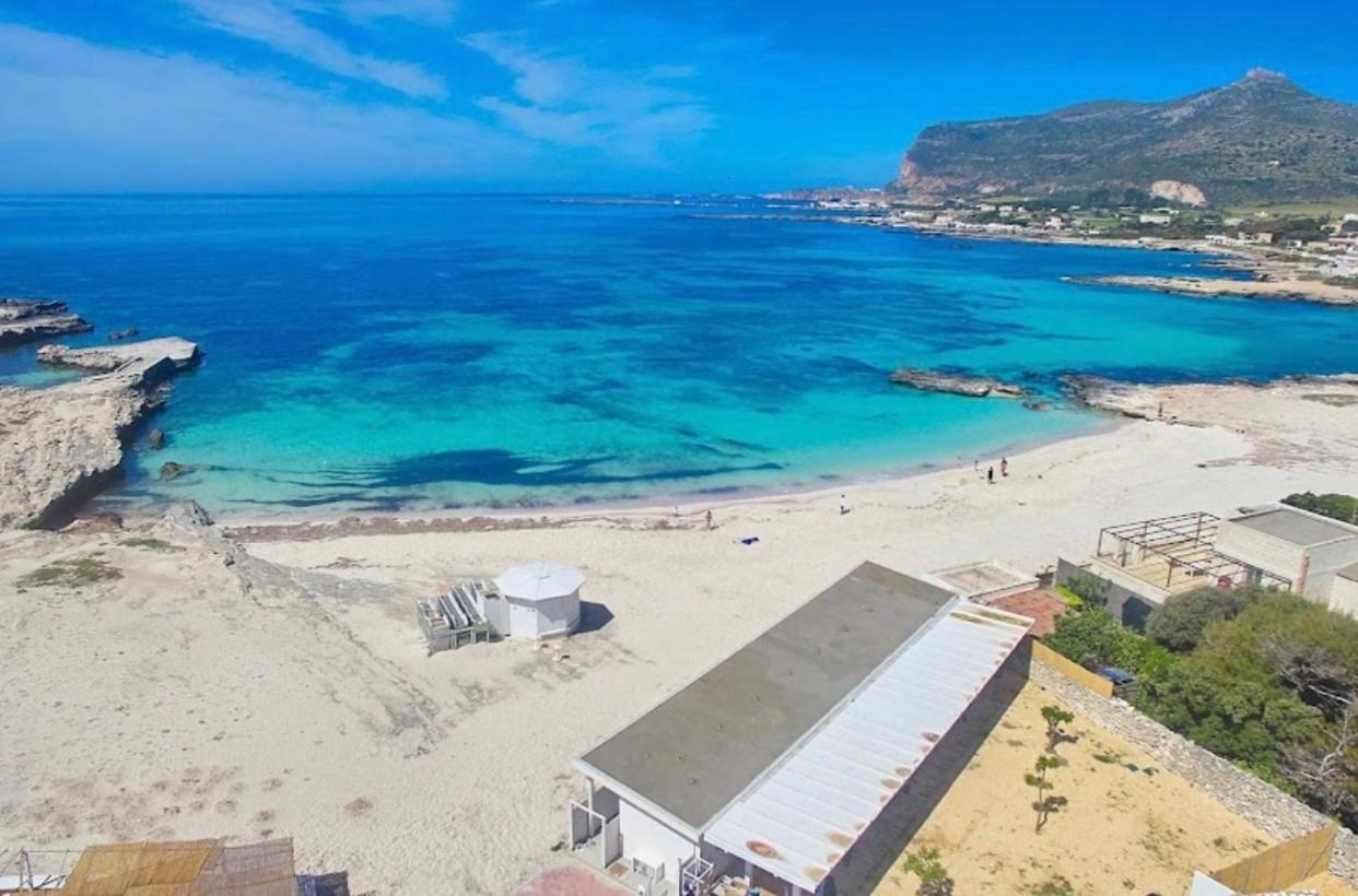 Stabilimento Lido Burrone Bed & Breakfast Favignana Exterior foto