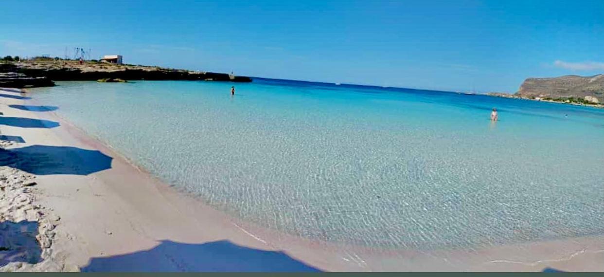 Stabilimento Lido Burrone Bed & Breakfast Favignana Exterior foto